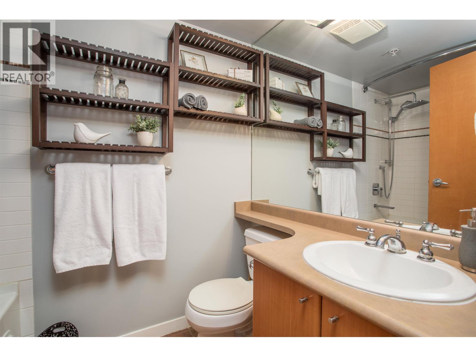 210 638 W 7th Avenue, Vancouver, British Columbia V5Z 1B5 - Photo 11 - R3038538