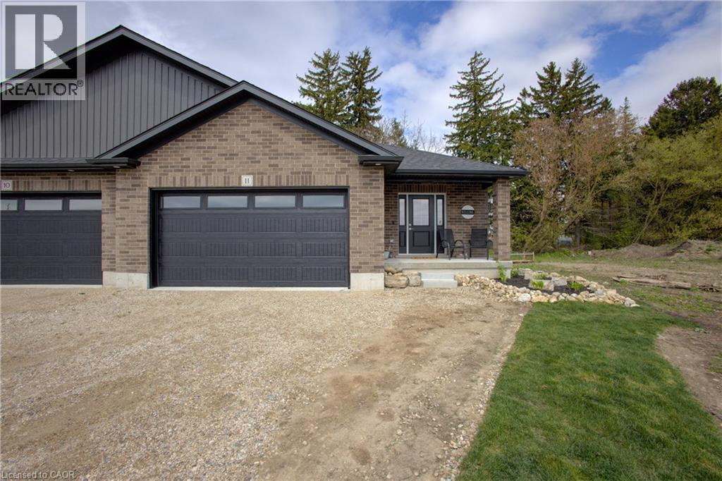 11 Malcolm Crescent, Listowel, Ontario  N4W 3X8 - Photo 1 - 40724678