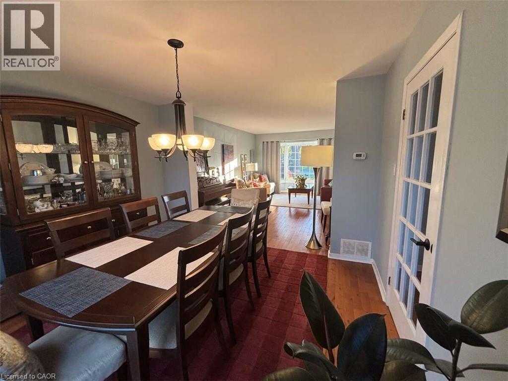 6942 Barrisdale Drive, Mississauga, Ontario  L5N 2H4 - Photo 8 - 40729829