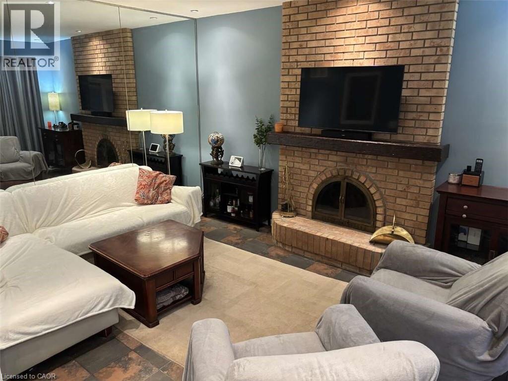 6942 Barrisdale Drive, Mississauga, Ontario  L5N 2H4 - Photo 12 - 40729829