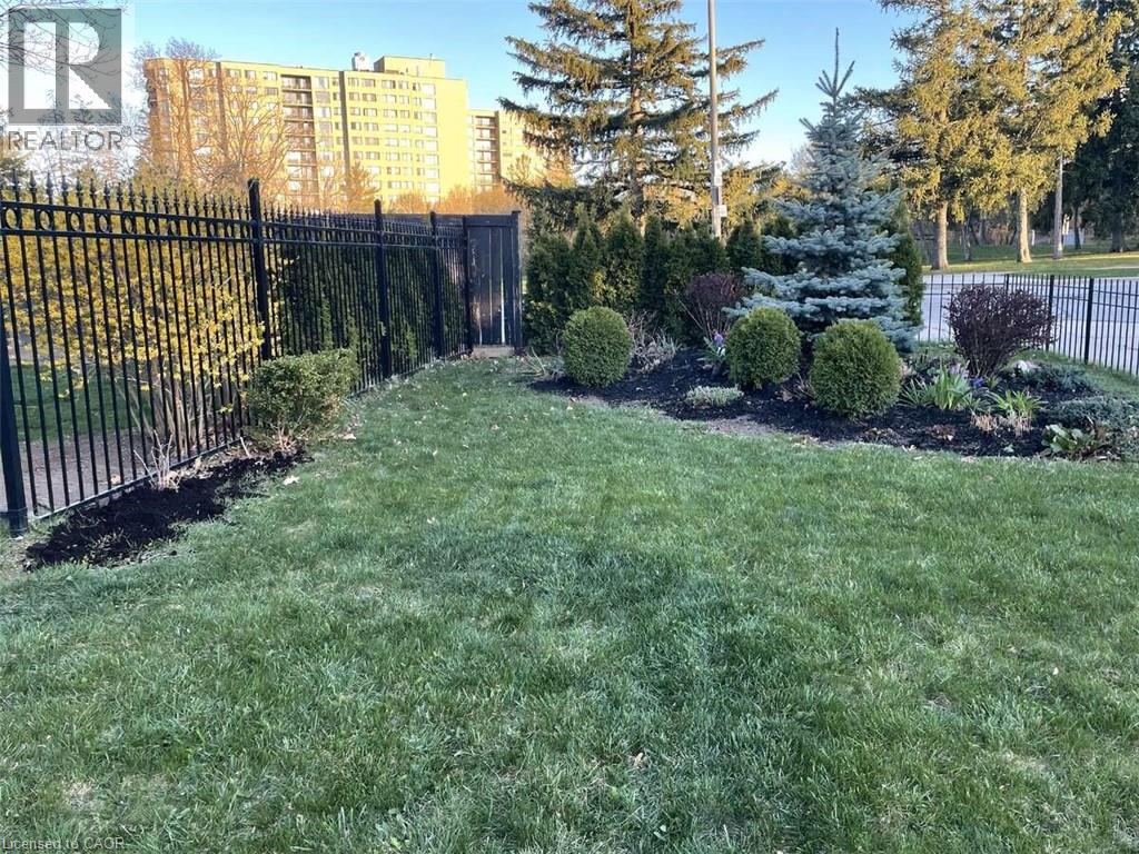 6942 Barrisdale Drive, Mississauga, Ontario  L5N 2H4 - Photo 40 - 40729829
