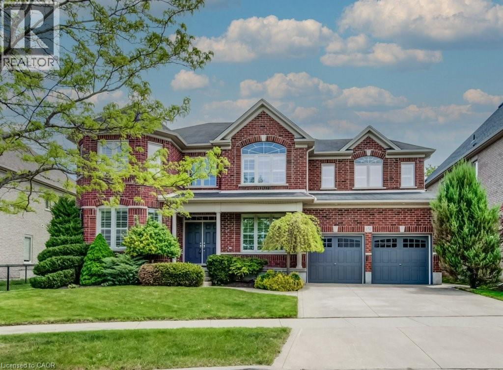 Property at 252 EDGEWATER Crescent image 1