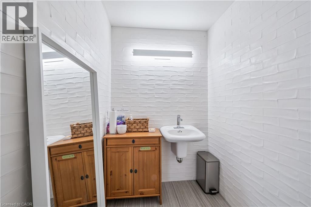 241 King Street E Unit# 243, Kitchener, Ontario  N2G 2K8 - Photo 9 - 40732634