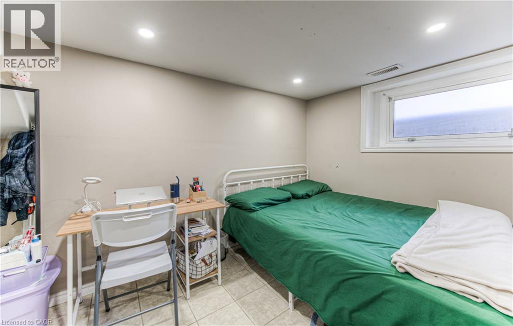 3 Brock Street, Kitchener, Ontario  N2M 1A4 - Photo 5 - 40733906