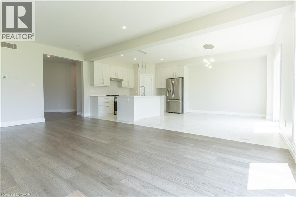 27 Triebner Street, Exeter, Ontario  N0M 1S7 - Photo 5 - 40737096