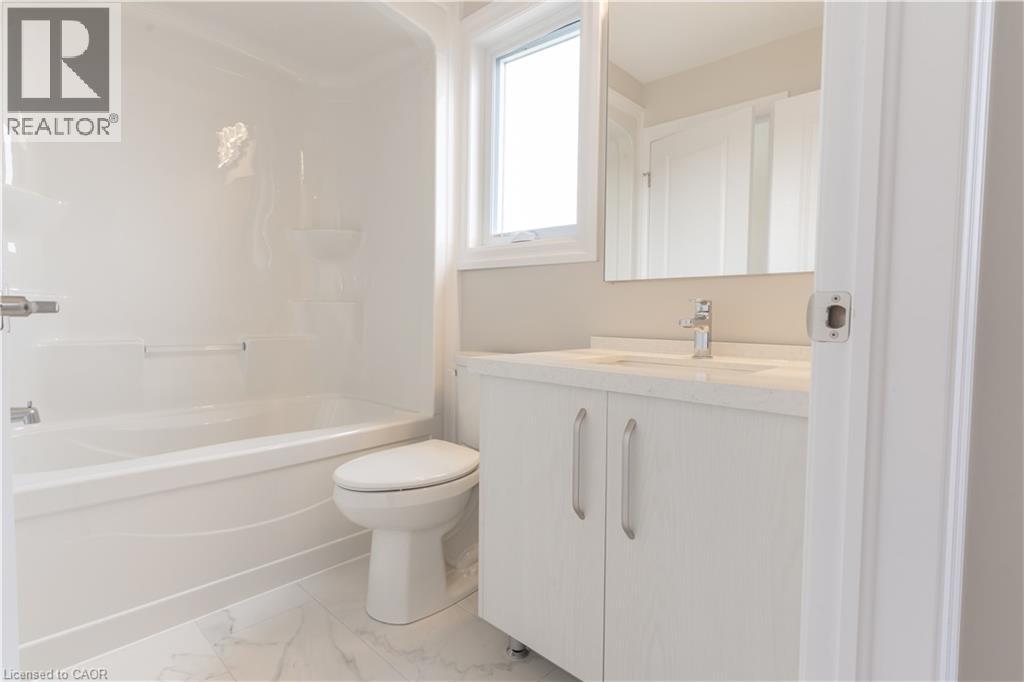 27 Triebner Street, Exeter, Ontario  N0M 1S7 - Photo 33 - 40737096