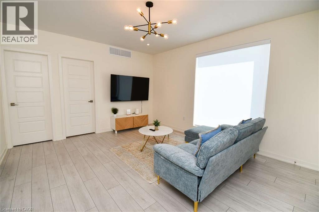 3746 Ferretti Court, Innisfil, Ontario  L9S 0N9 - Photo 11 - 40738594