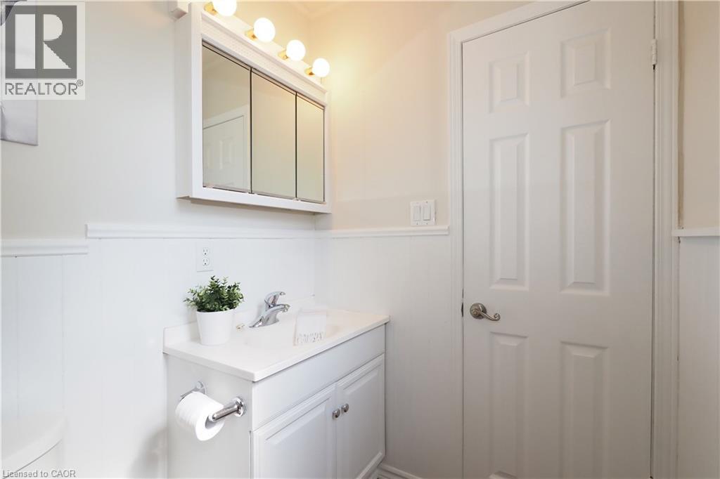 195 Sixth Avenue, Kitchener, Ontario  N2C 1R2 - Photo 25 - 40754226