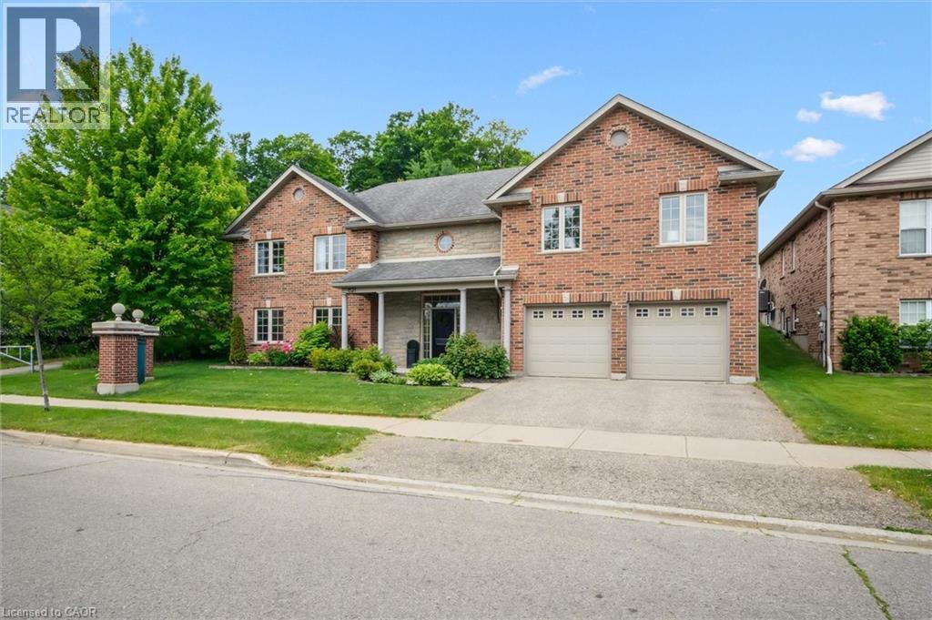 621 Munich Circle, Waterloo, Ontario  N2V 2L6 - Photo 2 - 40739980