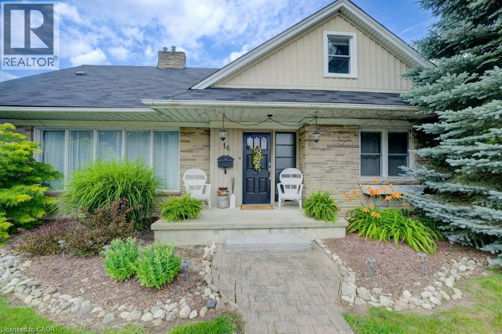 16 FIRST Street W, Elmira, Ontario