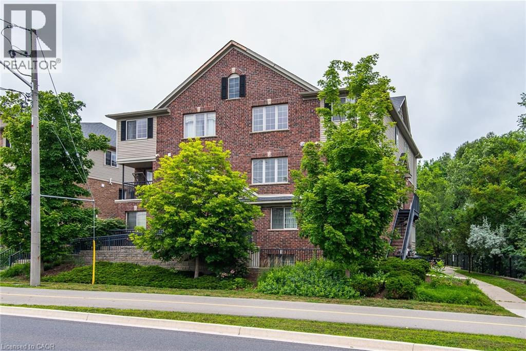 950 Highland Drive W Unit# 32, Kitchener, Ontario  N2N 0A5 - Photo 3 - 40751561