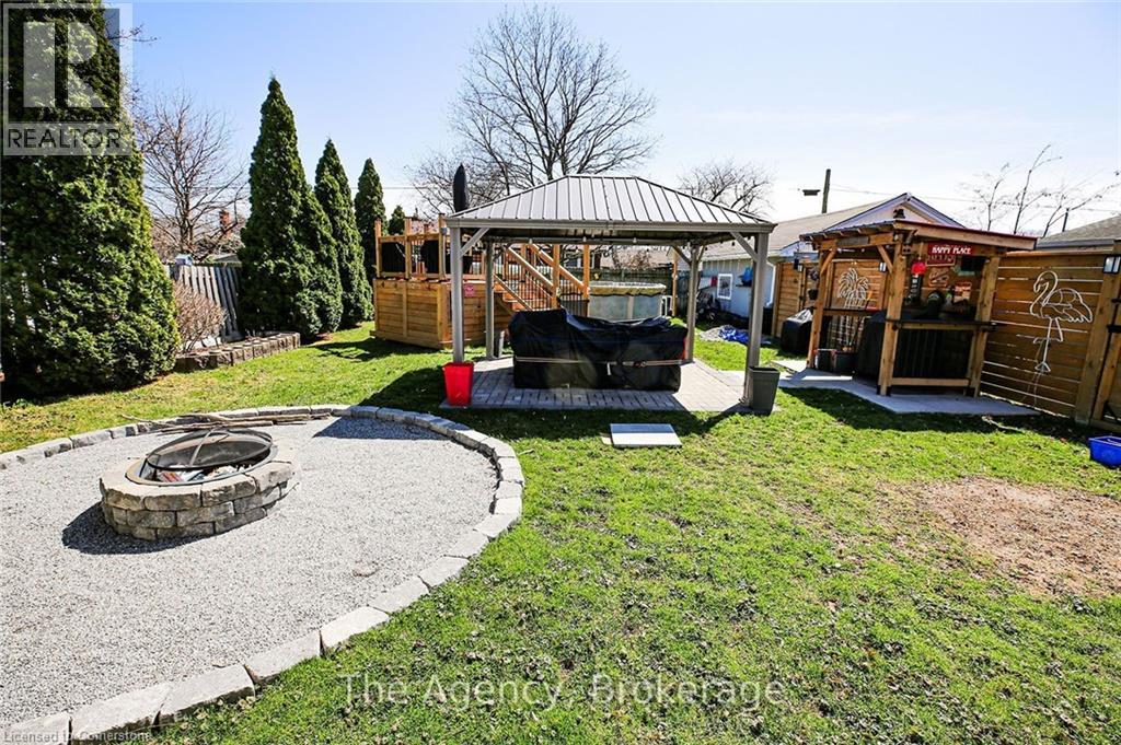 14 Heywood Avenue, St. Catharines, Ontario  L2M 2M8 - Photo 13 - 40756000
