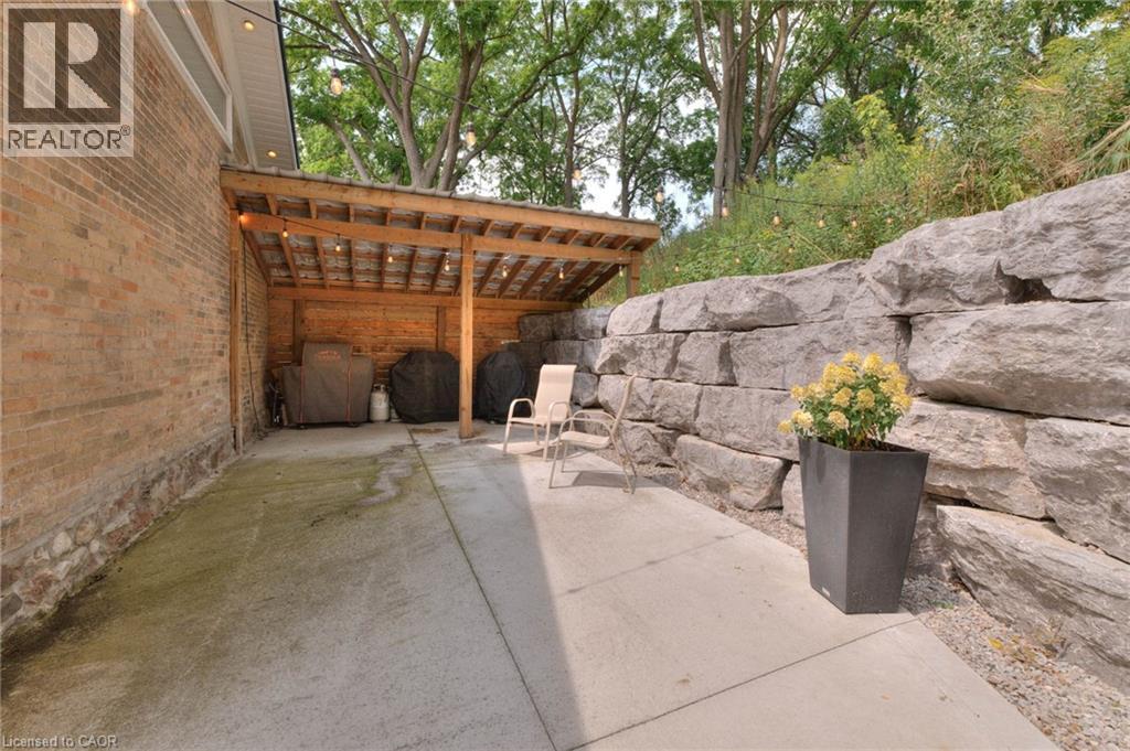 38 Shirk Place, Kitchener, Ontario  N2K 1R4 - Photo 32 - 40756246