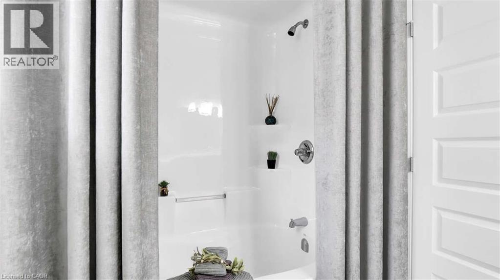 Photo 11 of 50 for 26 Old Course Road