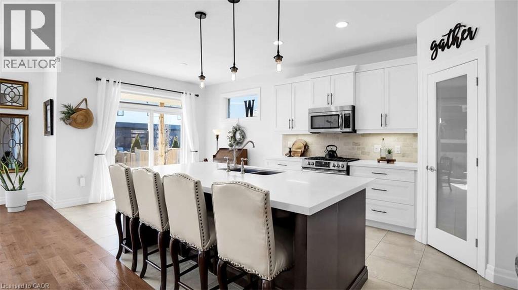 Photo 16 of 50 for 26 Old Course Road