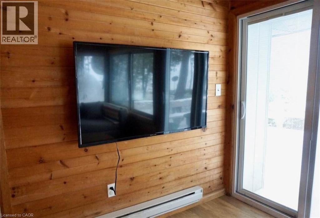 1536 Tiny Beaches Road N, Tiny, Ontario  L9M 0J2 - Photo 10 - 40685833