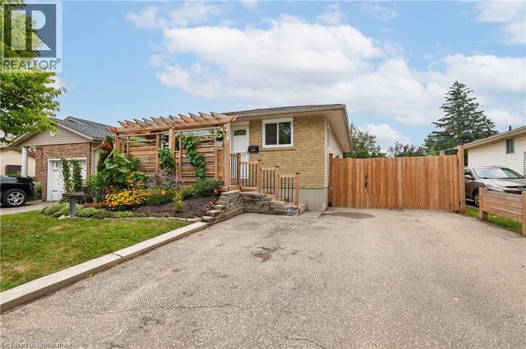 Property at 112 LIMPERT Avenue image 2