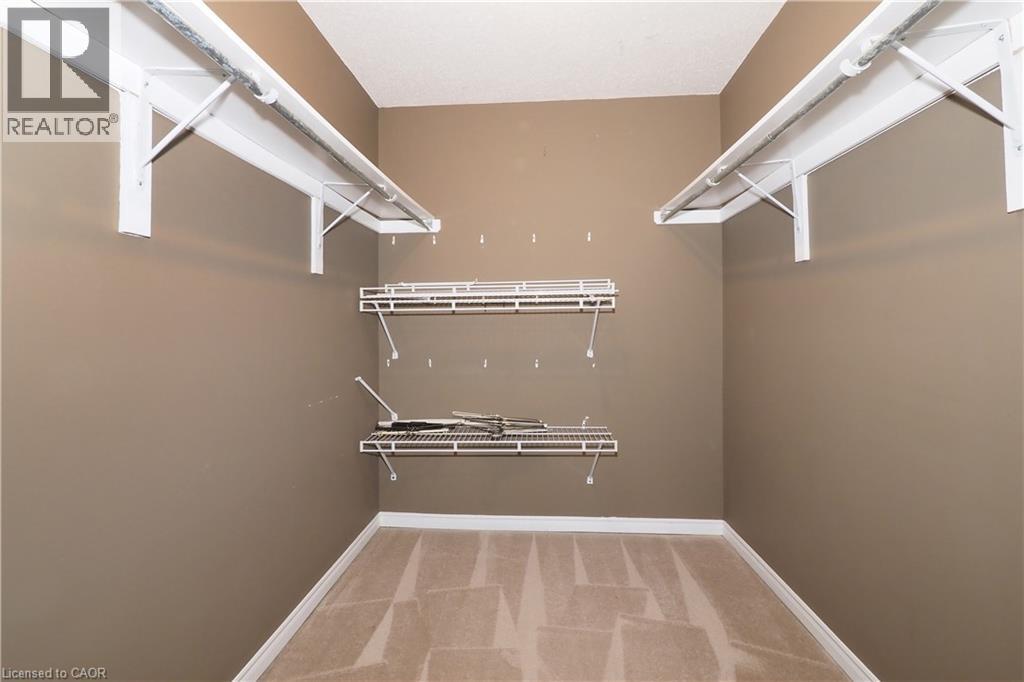 35 Green Valley Drive Unit# 1601, Kitchener, Ontario  N2P 2A5 - Photo 12 - 40756578