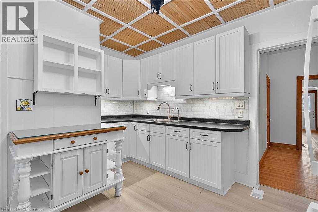 42 Mcnaughton Street, Cambridge, Ontario  N1R 1Z3 - Photo 8 - 40756966