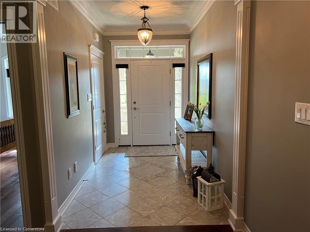 Property at 54 ANGLER Avenue image 4