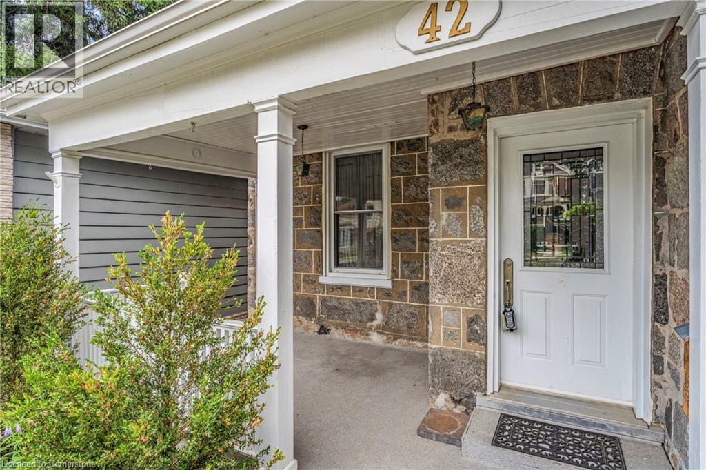 42 Mcnaughton Street, Cambridge, Ontario  N1R 1Z3 - Photo 3 - 40756966
