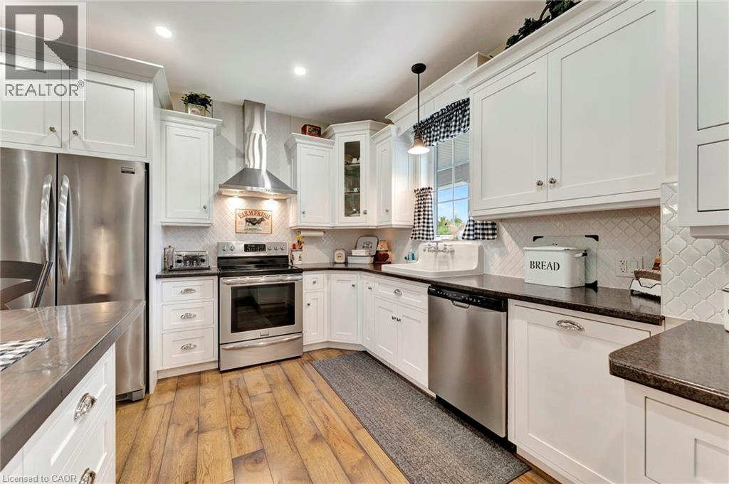 3034 Station Rd, Fordwich, Ontario  N0G 1V0 - Photo 10 - 40725889