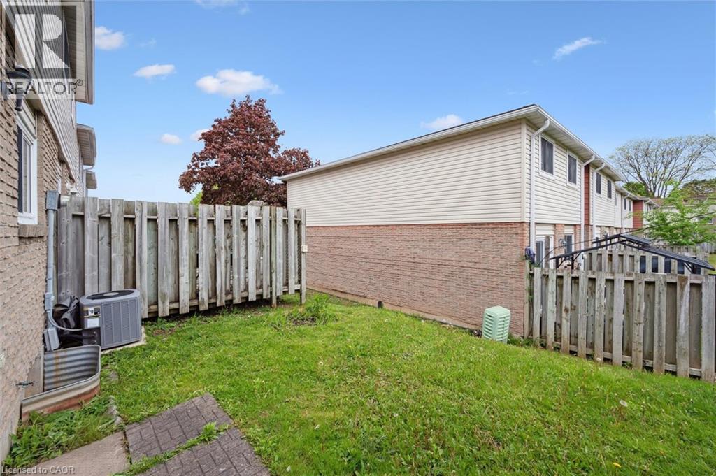 302 Bluevale Street N Unit# D, Waterloo, Ontario  N2J 4G3 - Photo 29 - 40726352