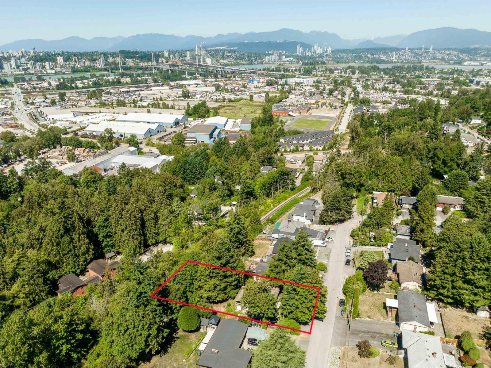Property at 10257 124 STREET image 3