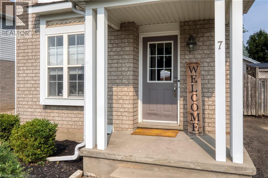 7 Southcreek Trail, Guelph, Ontario  N1G 4Y8 - Photo 3 - 40757190