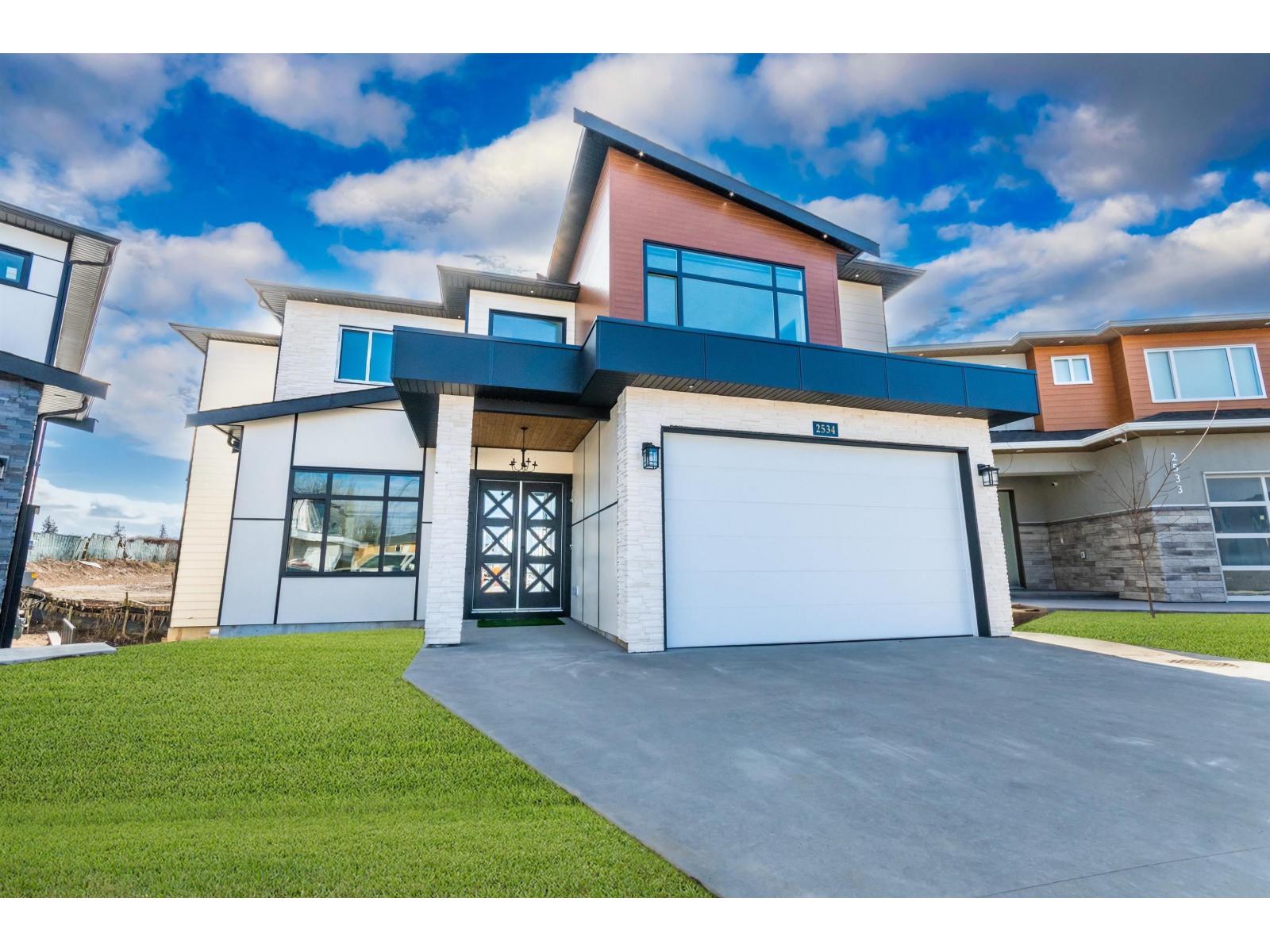 Property at 2534 TERMINAL COURT image 1