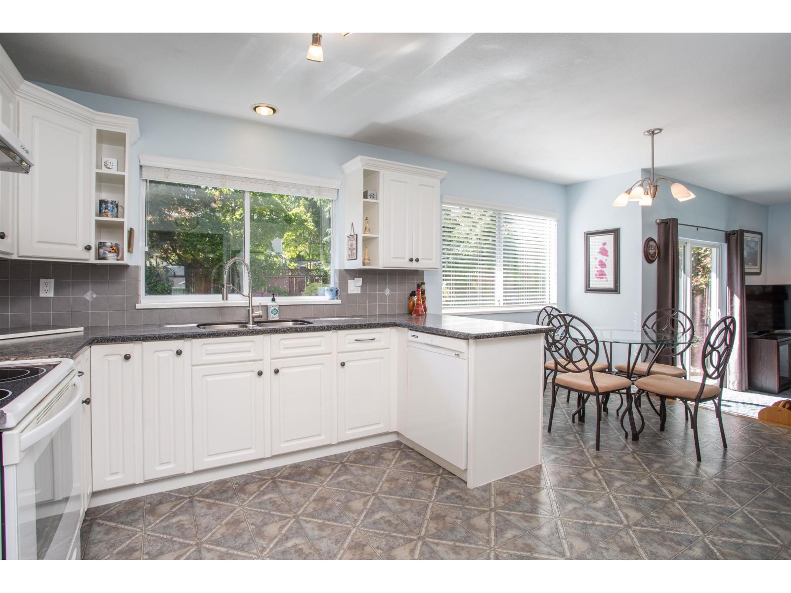 1539 161 Street, Surrey, British Columbia  V4A 4X9 - Photo 8 - R3038251