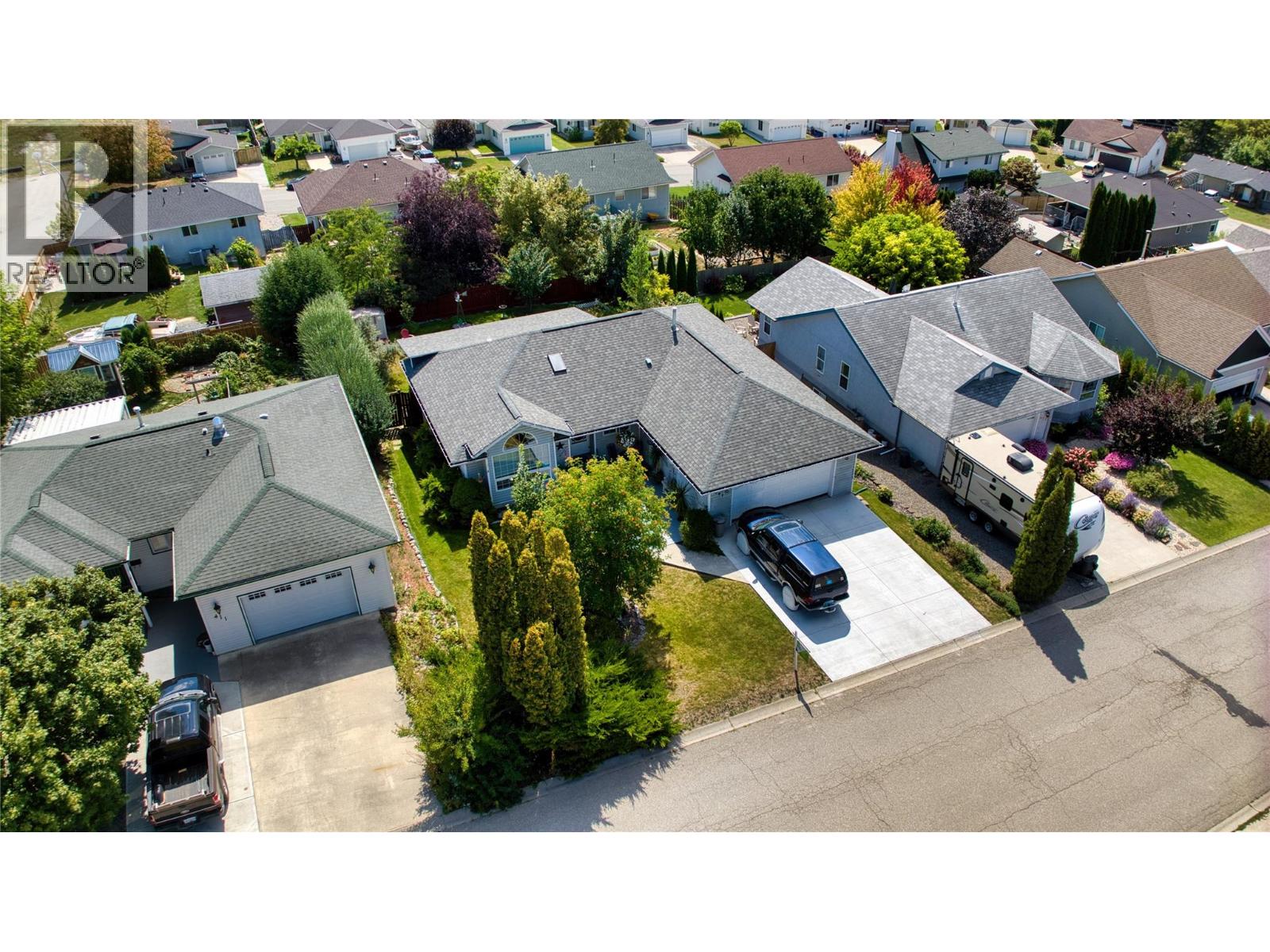 407 Cedar Street, Creston, British Columbia  V0B 1G3 - Photo 3 - 10359649