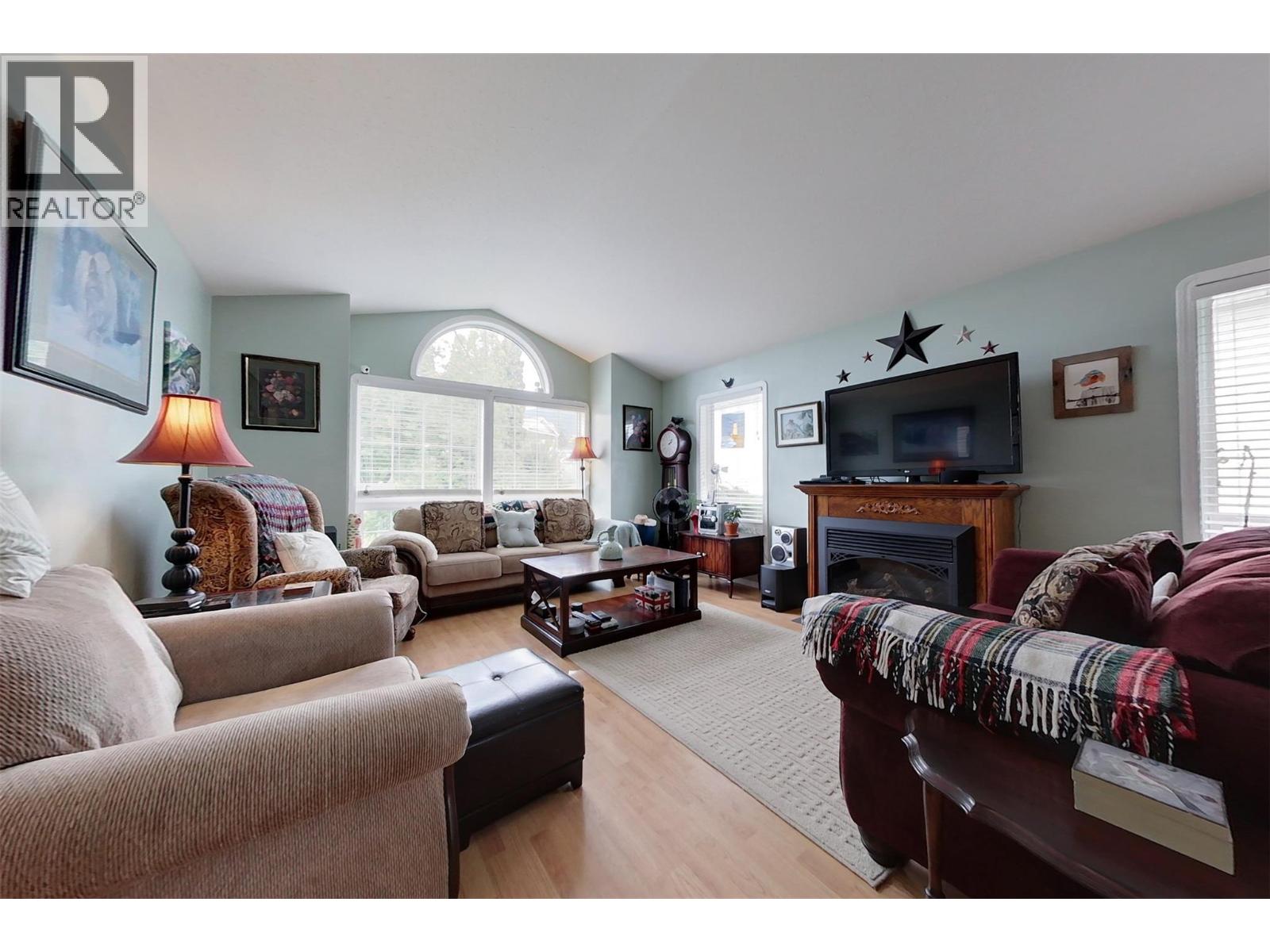 407 Cedar Street, Creston, British Columbia  V0B 1G3 - Photo 10 - 10359649