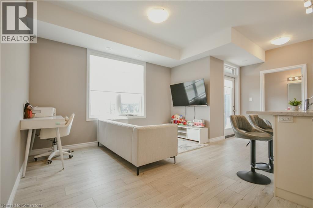 98 Oat Lane, Kitchener, Ontario  N2R 0S8 - Photo 2 - 40757370