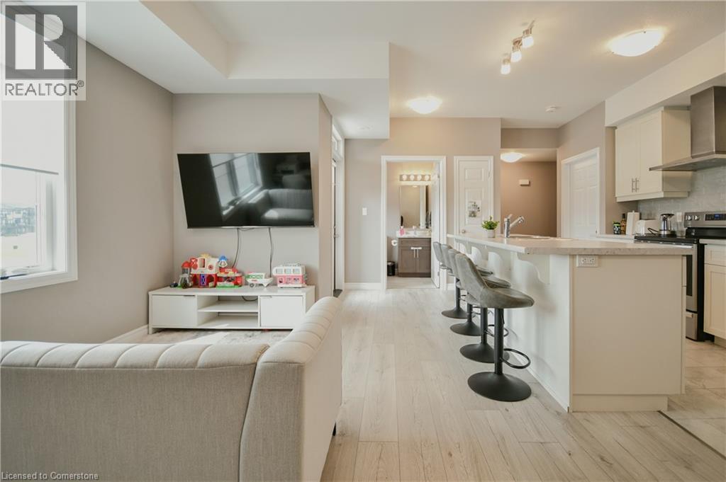 98 Oat Lane, Kitchener, Ontario  N2R 0S8 - Photo 3 - 40757370