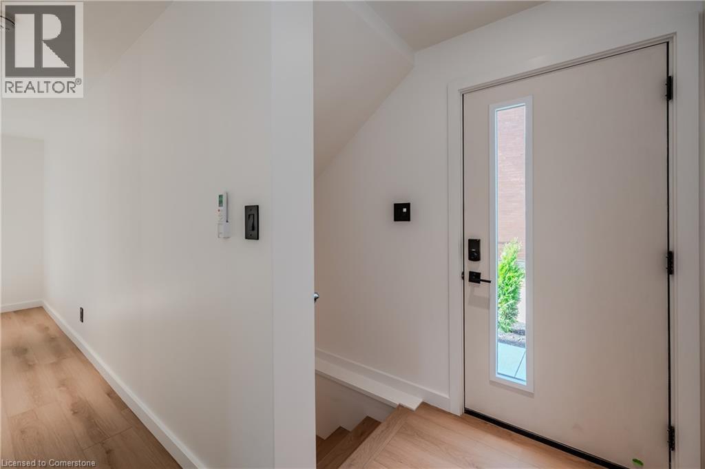 63 Union Street Unit# 1, Waterloo, Ontario  N2J 1B9 - Photo 3 - 40757569