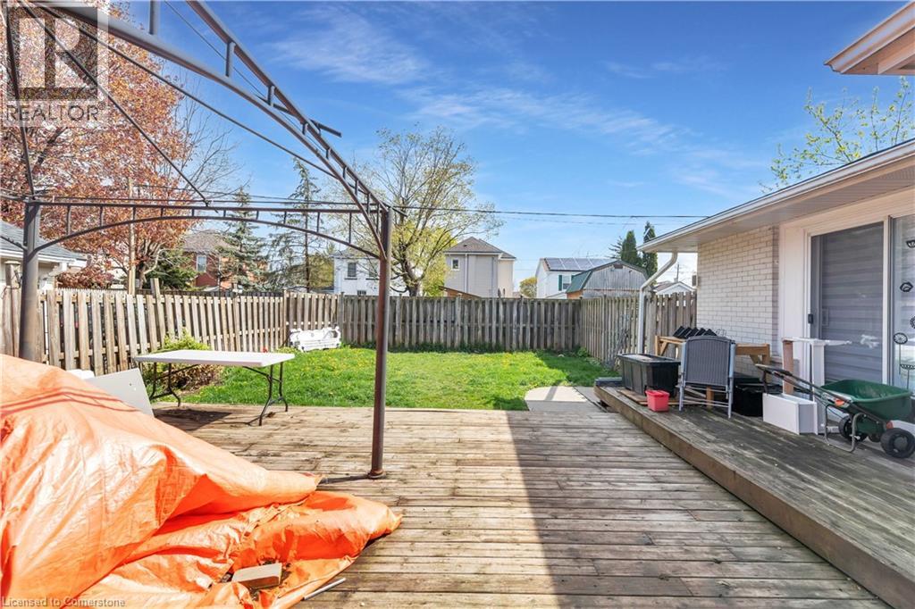 7 Bond Street, Cambridge, Ontario  N1R 4B2 - Photo 15 - 40757816