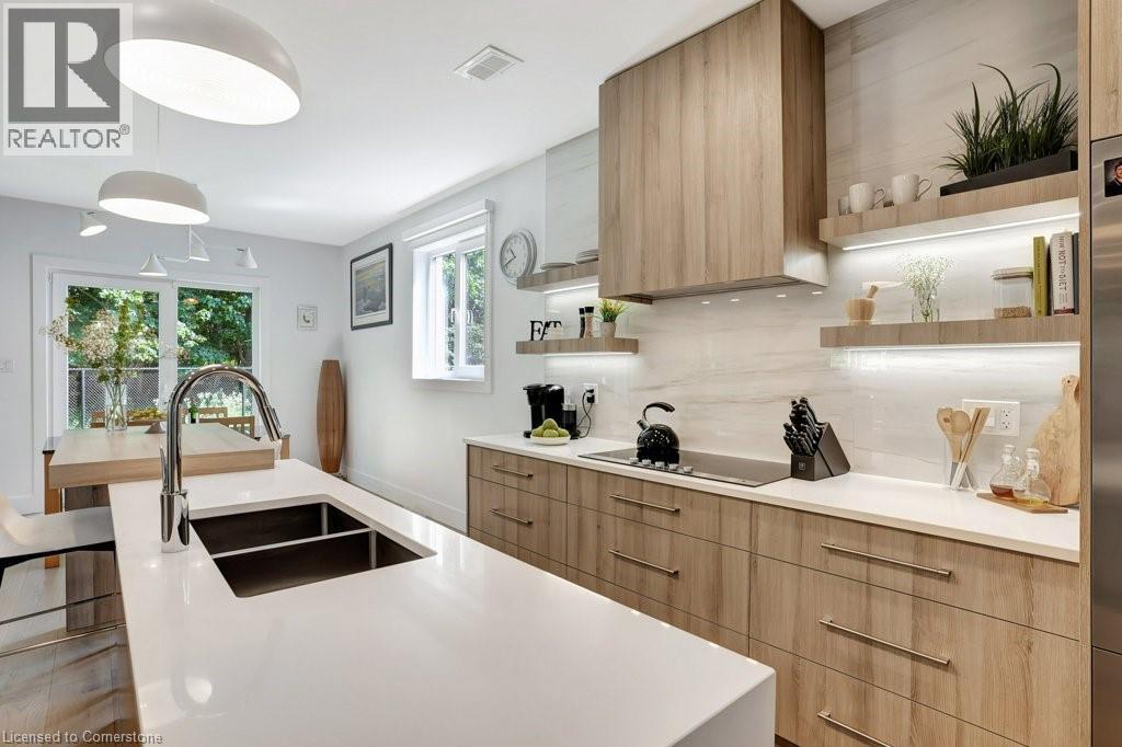 Photo 13 of 38 for 2208 Red Thorne Avenue