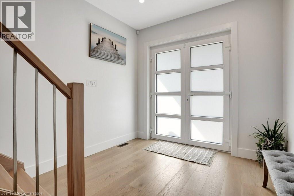 Photo 3 of 38 for 2208 Red Thorne Avenue