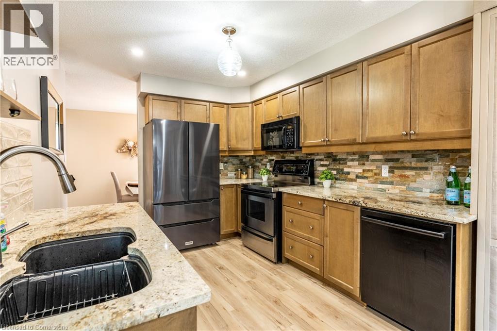 584 Commonwealth Crescent, Kitchener, Ontario  N2E 4K1 - Photo 11 - 40748267