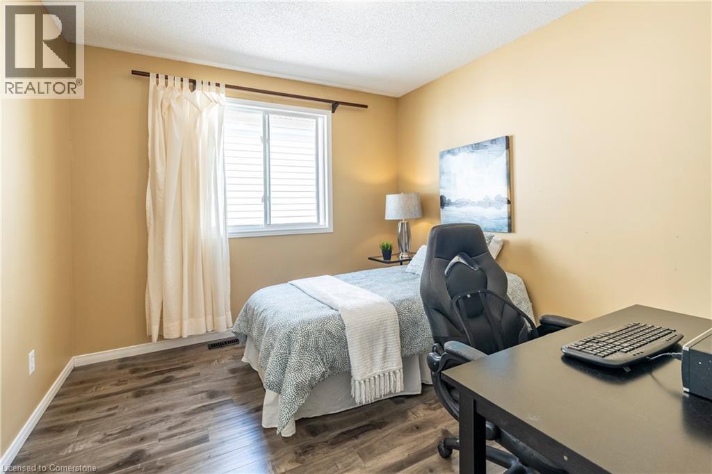 584 Commonwealth Crescent, Kitchener, Ontario  N2E 4K1 - Photo 21 - 40748267