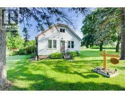 1081 HARRISTON Road Howick Twp
