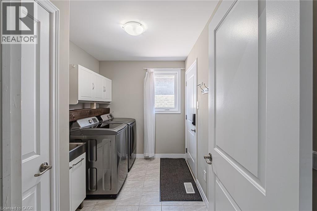 200 Oak Street, Simcoe, Ontario  N3Y 0B5 - Photo 9 - 40750796