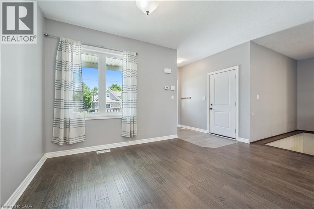 22 Ann Street S, Clifford, Ontario  N0G 1M0 - Photo 15 - 40750851