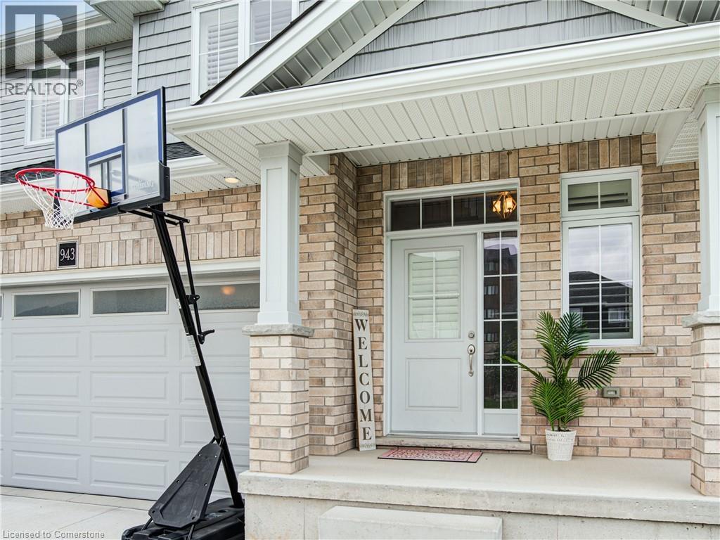 Property at 943 DOWNING Drive image 3