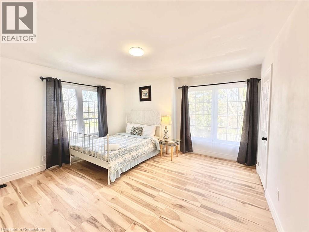 Property at 664 KING Street image 5