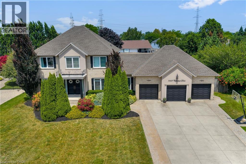 7847 Cathedral Drive, Niagara Falls, Ontario  L2H 2Z3 - Photo 1 - 40752268