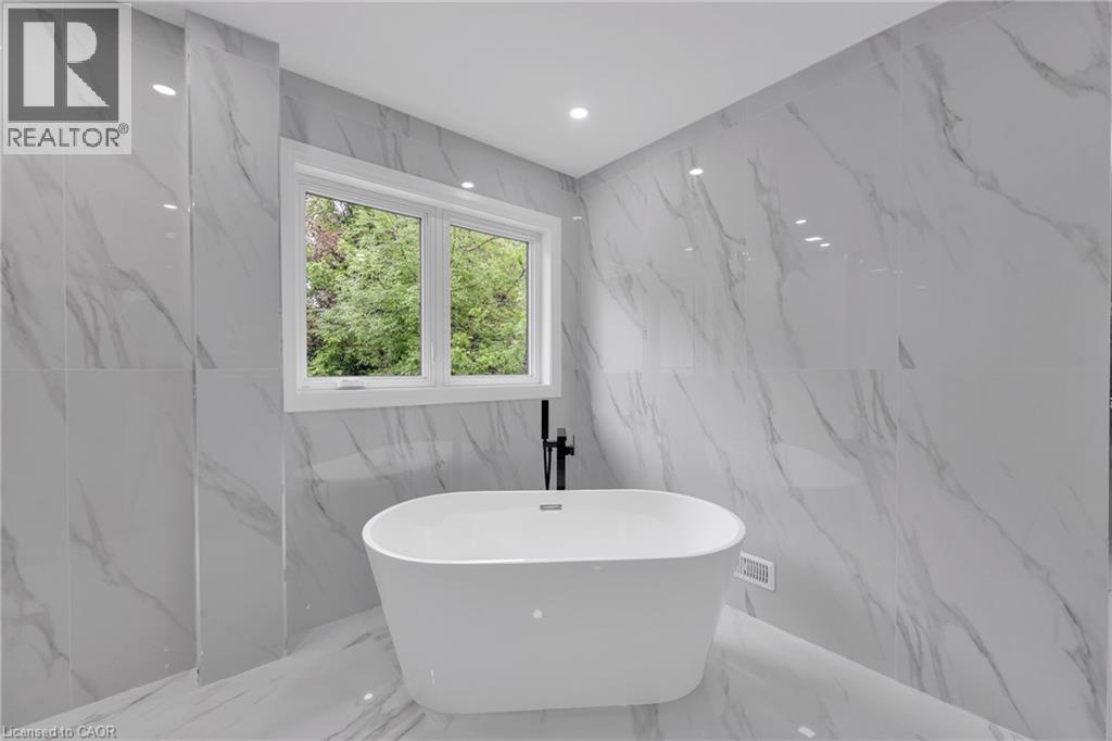 2091 Bridge Road, Oakville, Ontario  L6L 2E8 - Photo 29 - 40754627