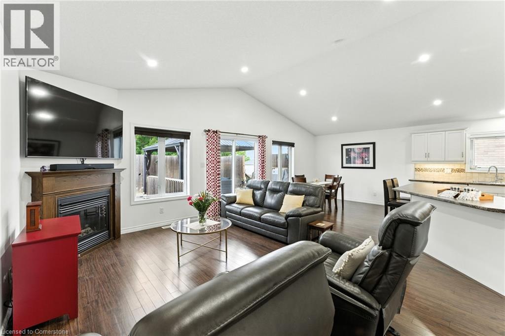 107 Applewood Street, Plattsville, Ontario  N0J 1S0 - Photo 12 - 40759349