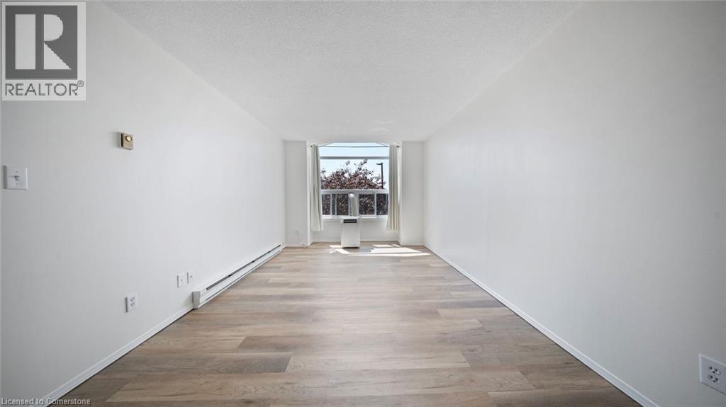 60 Donly Drive Unit# 303, Simcoe, Ontario  N3Y 5K3 - Photo 13 - 40759104